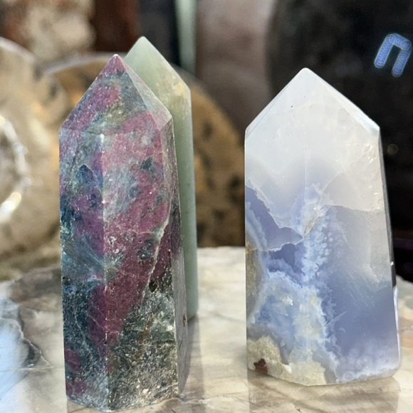 Blue Lace Agate, Aventurine and Ruby and Kyanite Crystal Points! - Picture 4 of 6